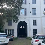 Wonderhost, Joli Studio Renove Vers Boulevard Des Pyrenees