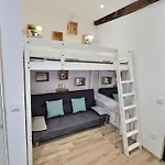 Wonderhost, Joli Studio Renove Vers Boulevard Des Pyrenees